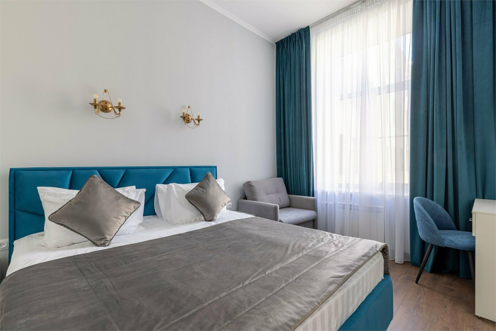 Делюкс Апартаменты с кроватью "Кинг-Сайз" и видом во внутренний дворик №6