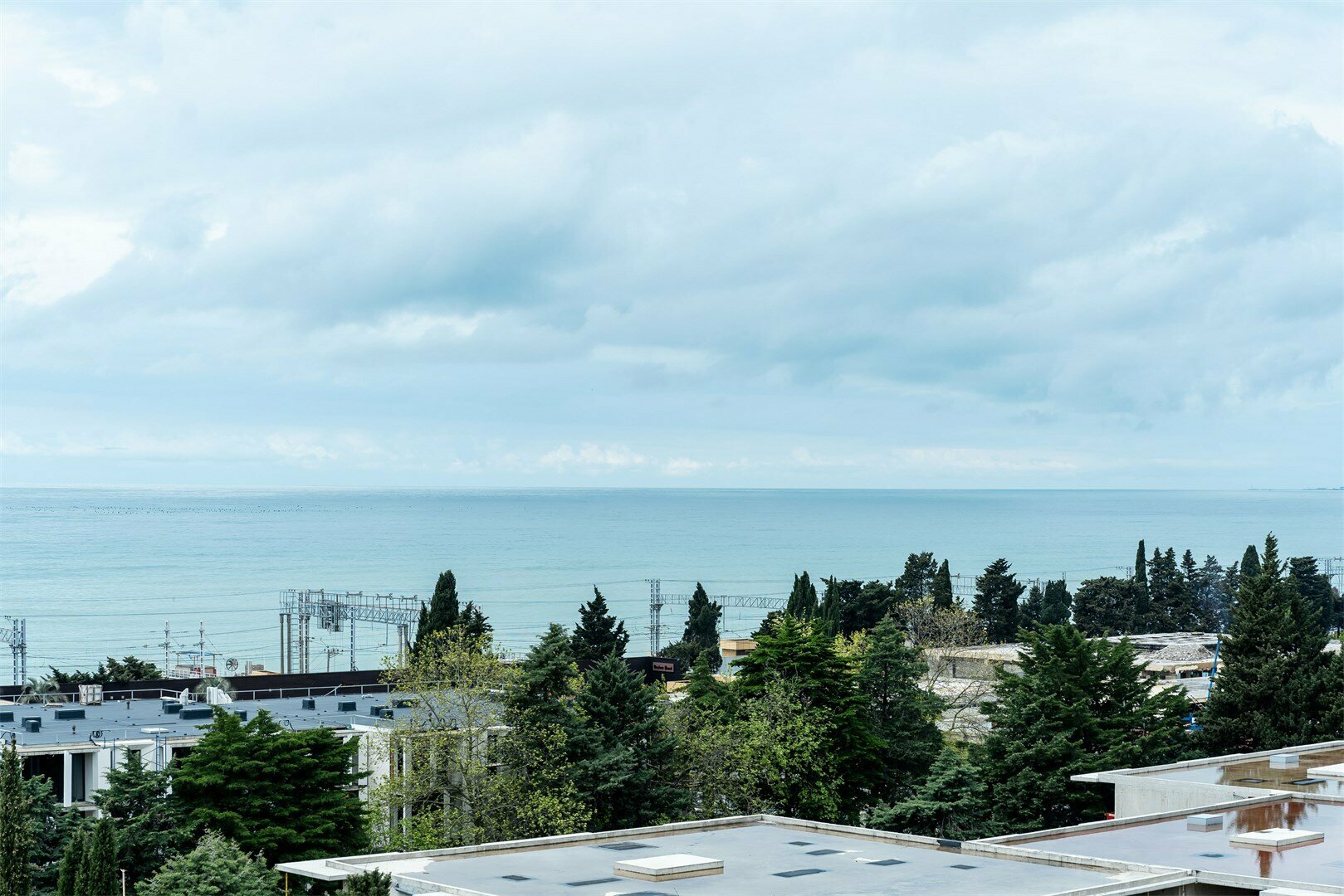 Стандарт с боковым видом на море