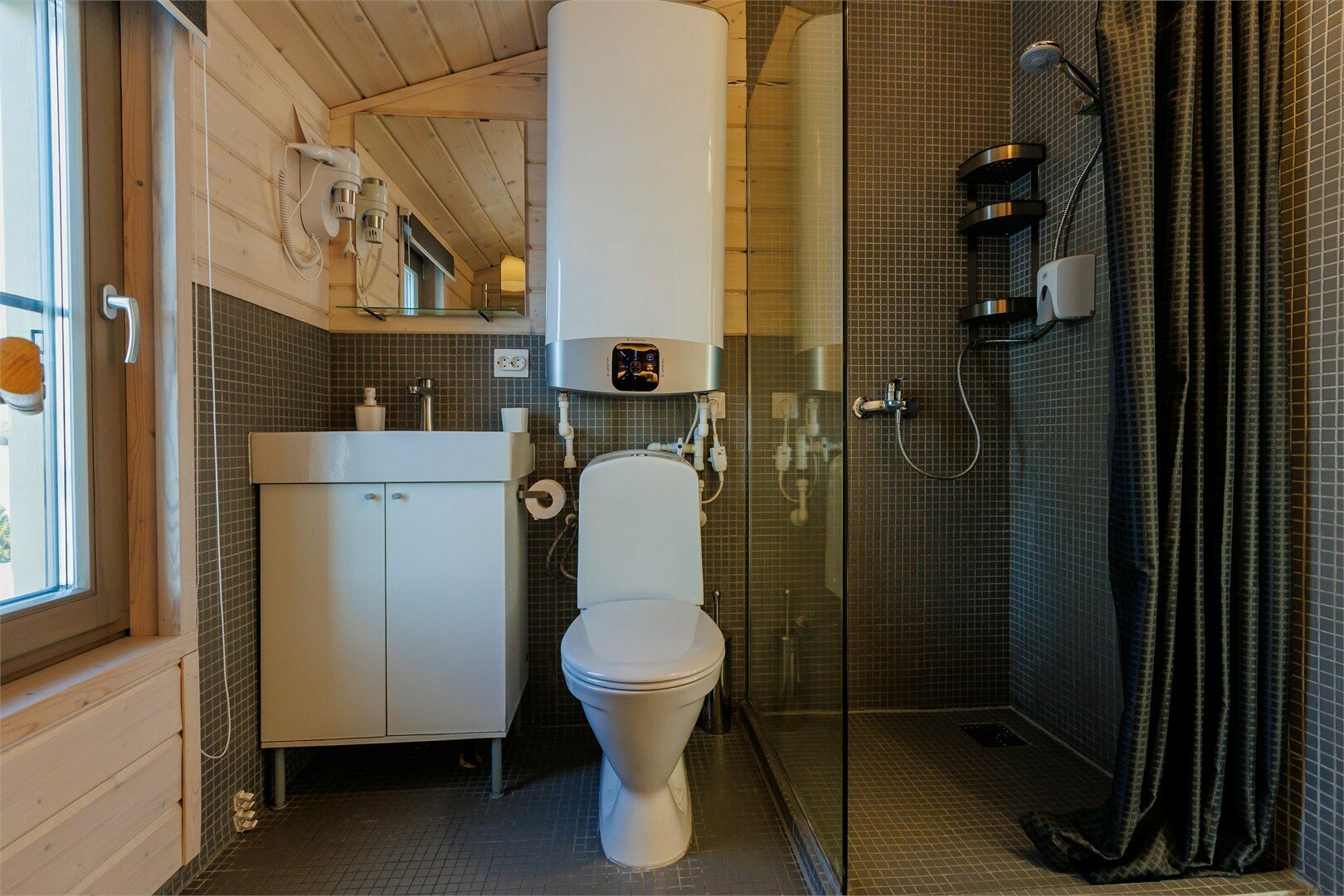 Коттедж «Финский с сауной» с 2мя спальнями (до 5 мест)