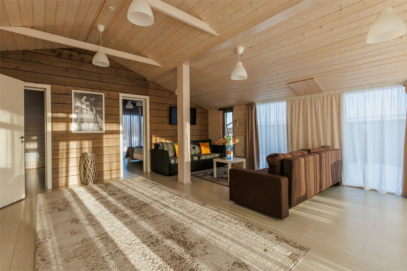 Коттедж «Финский с сауной» с 2мя спальнями (до 5 мест)