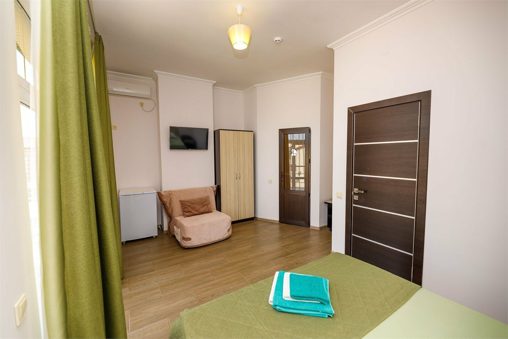 Трехместный  Делюкс с балконом