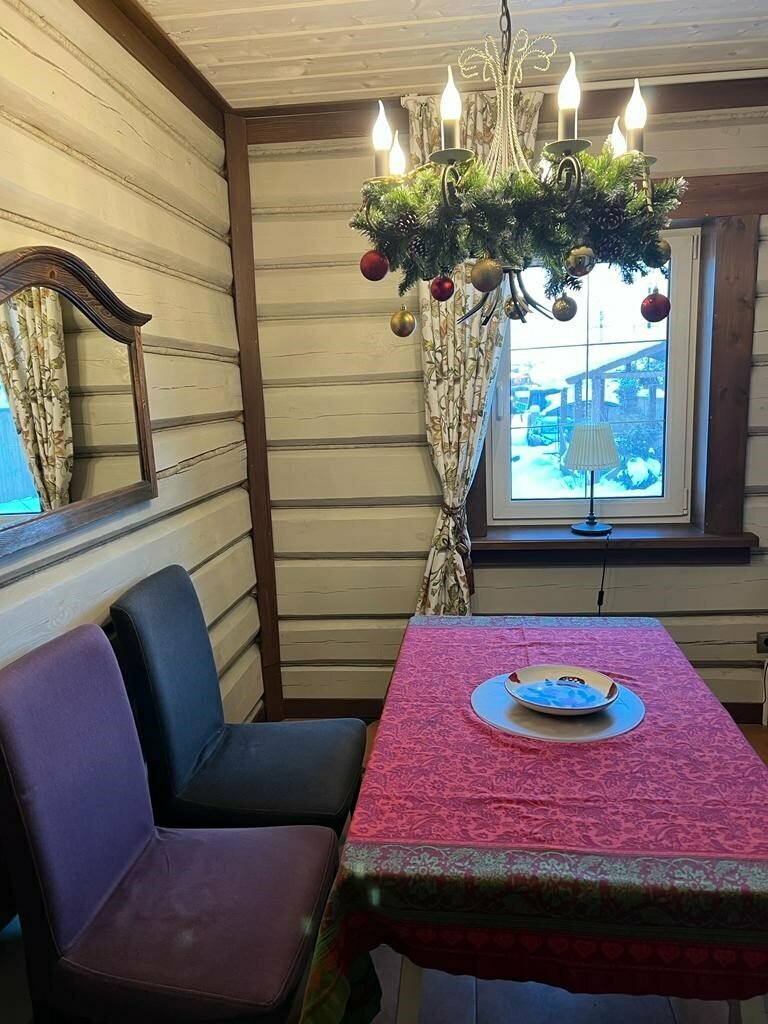 Коттедж с камином и сауной