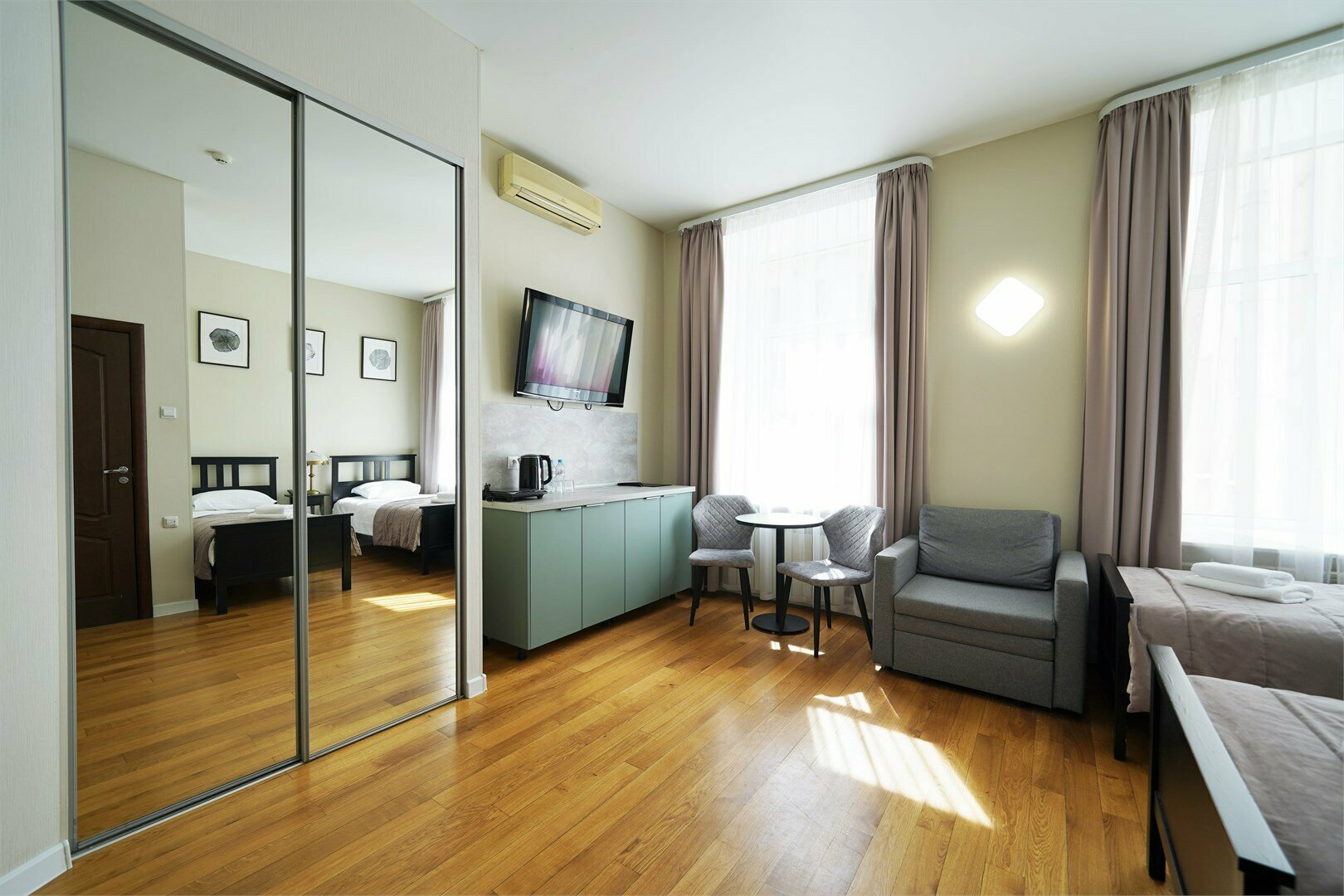 Меблированная комната формата «Расширенный+» с 2 кроватями