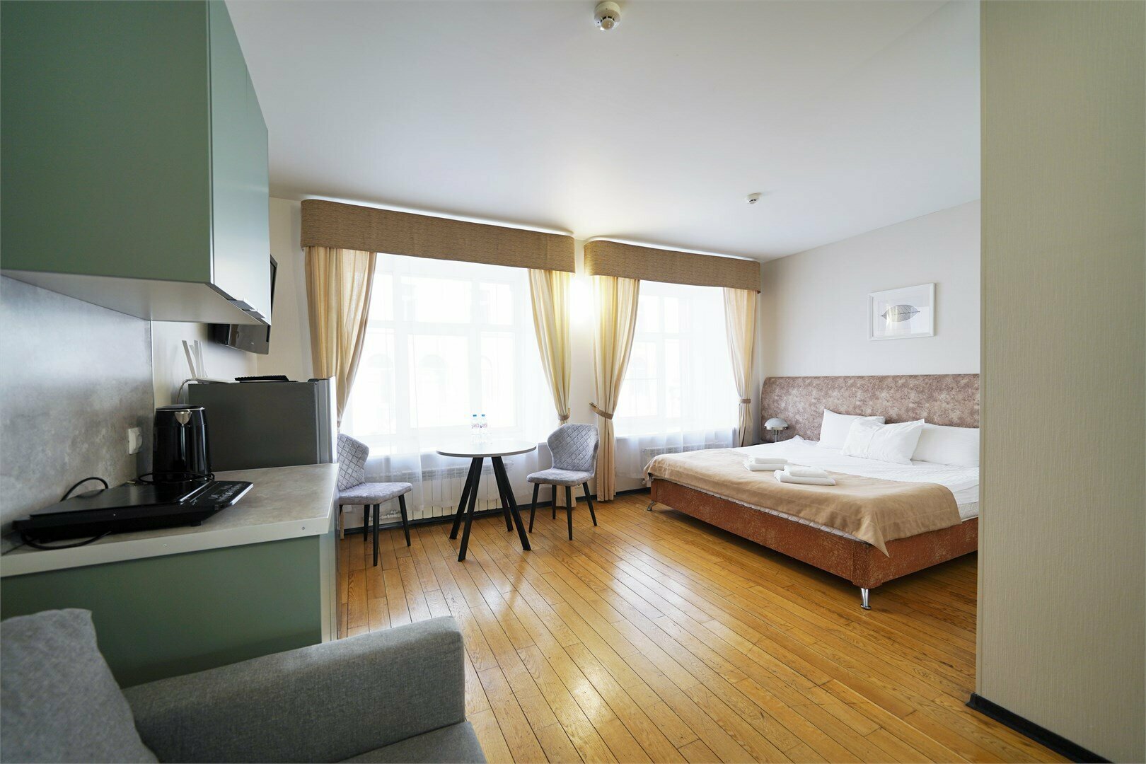 Меблированная комната с джакузи