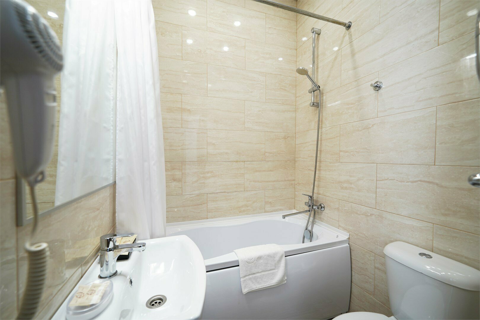 Меблированная комната формата «Расширенный+» с 2 кроватями