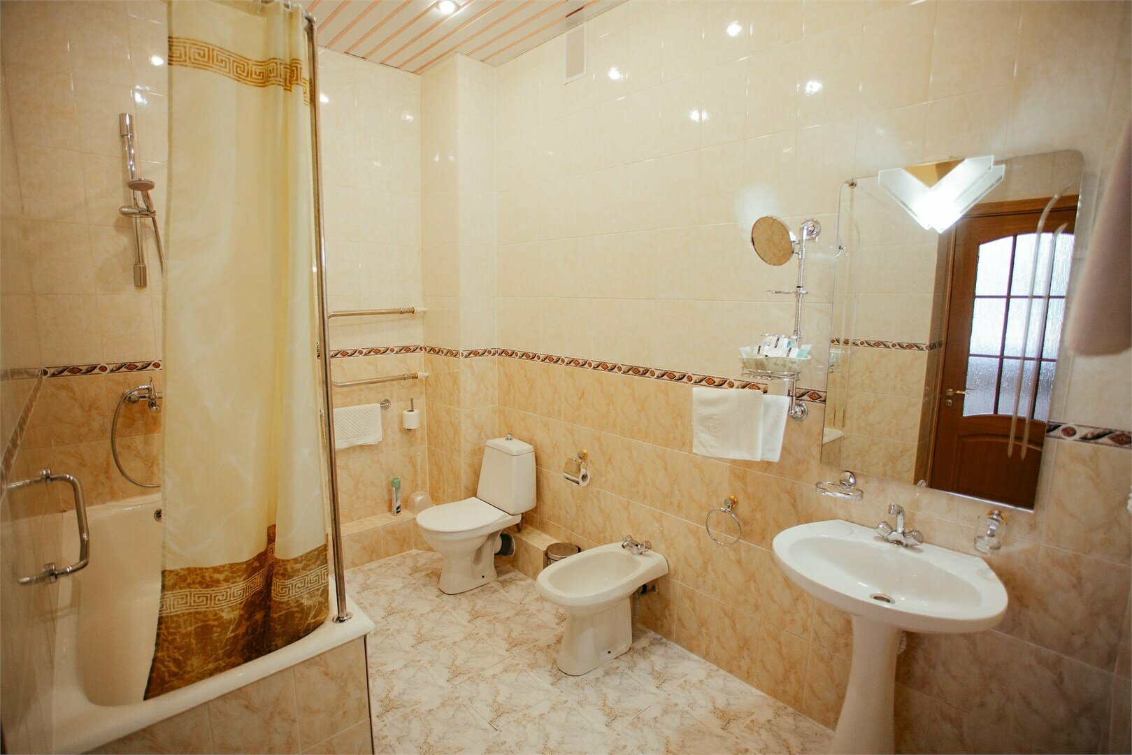 Семейный номер