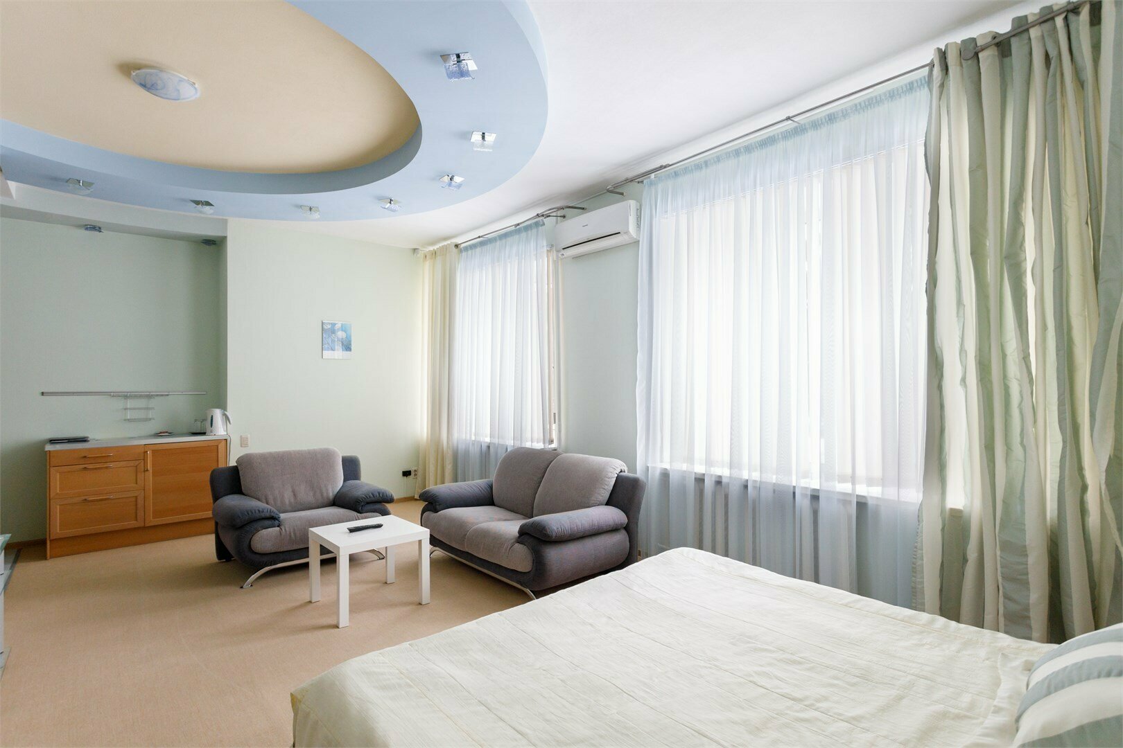 Номер-студия Делюкс