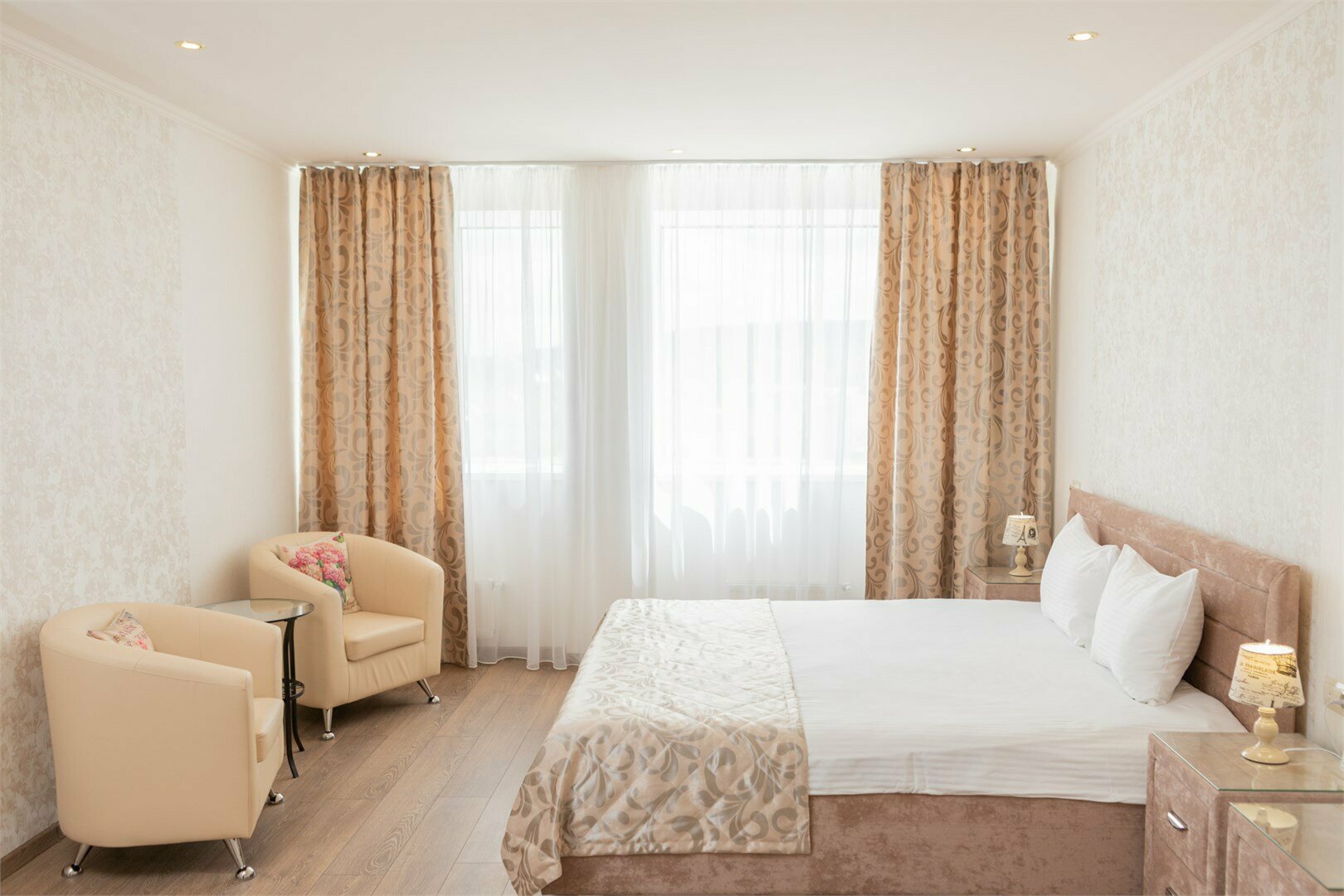 Семейный номер с ванной комнатой