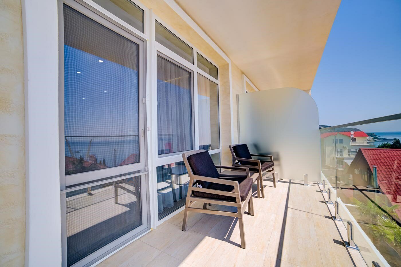 двухкомнатный номер с видом на море