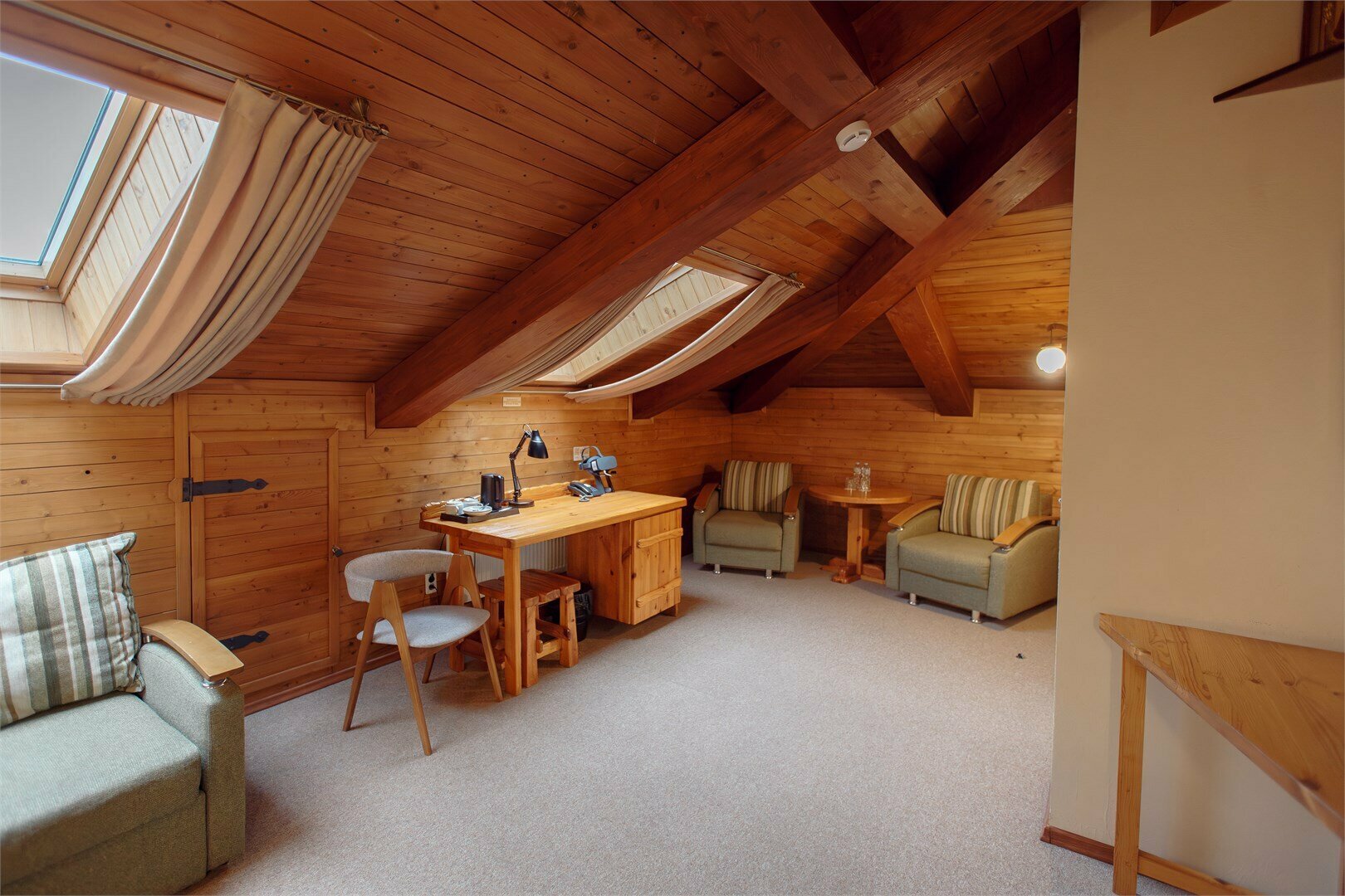 Люкс мансардный