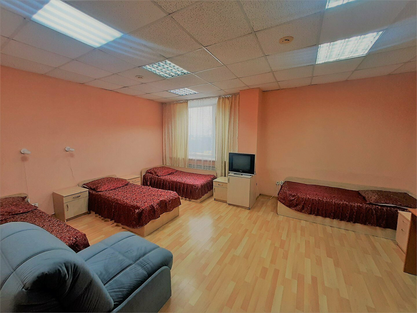 Стандартный четырехместный номер