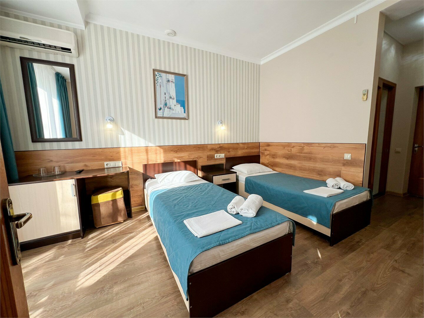 КОМФОРТ-КОННЕКТ(2х-комнатный 4х-местный стандарт)