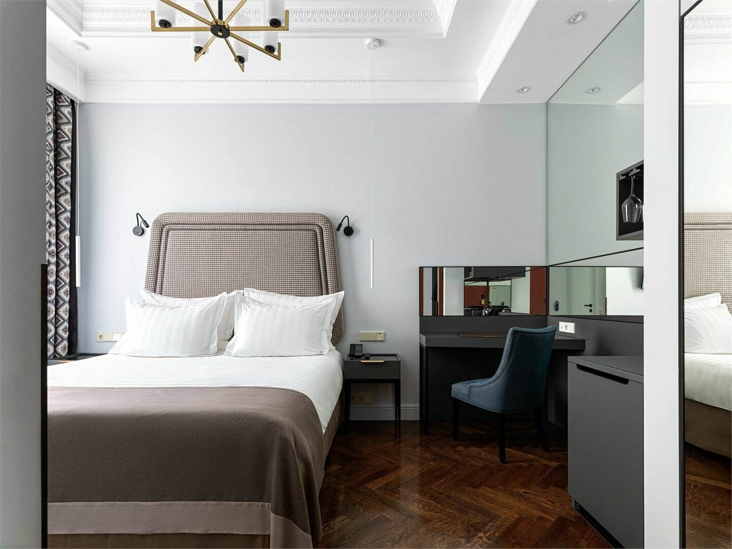 Классический номер