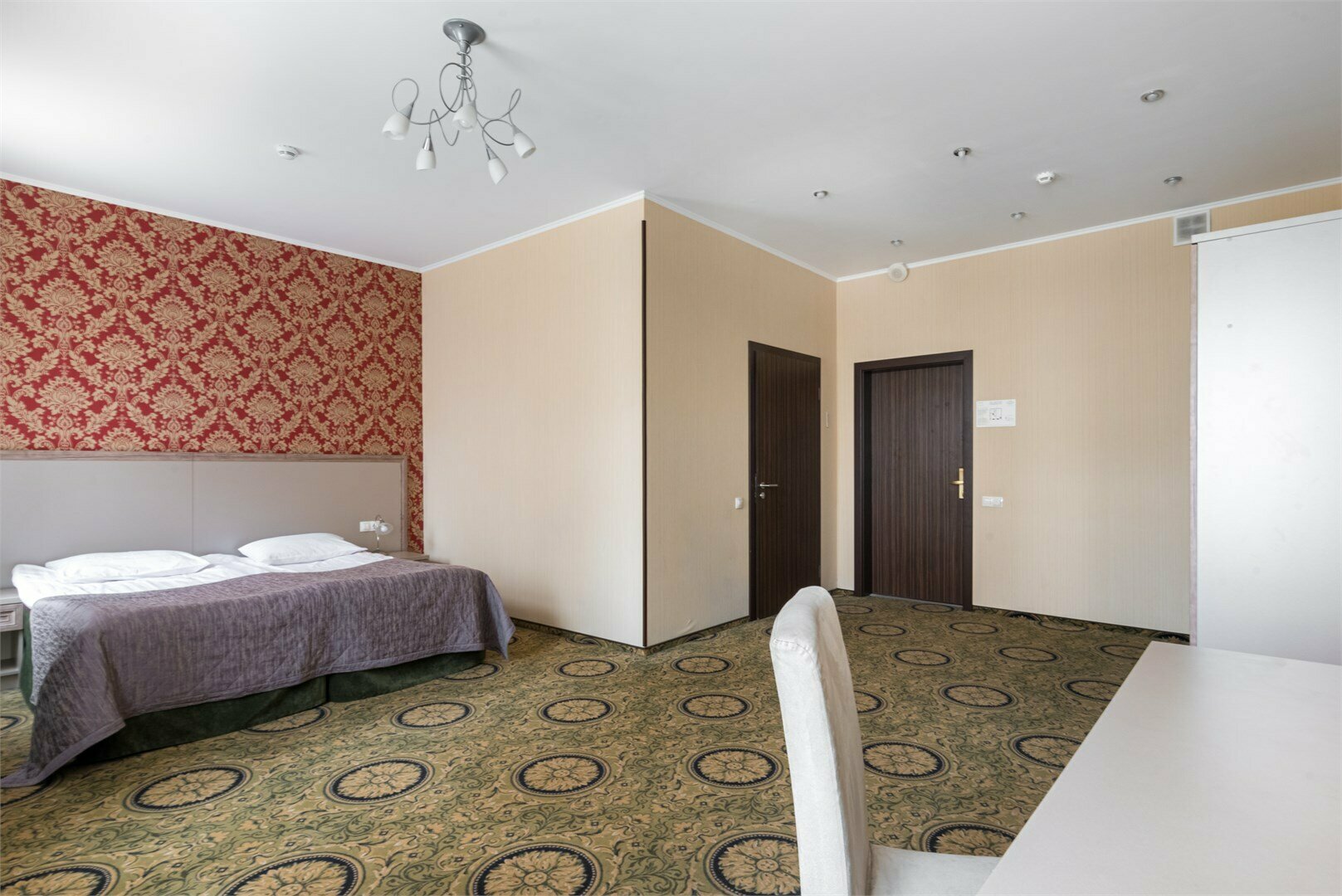 Комфорт двухместный с 1 кроватью или 2 отдельными кроватями (с кондиционером)