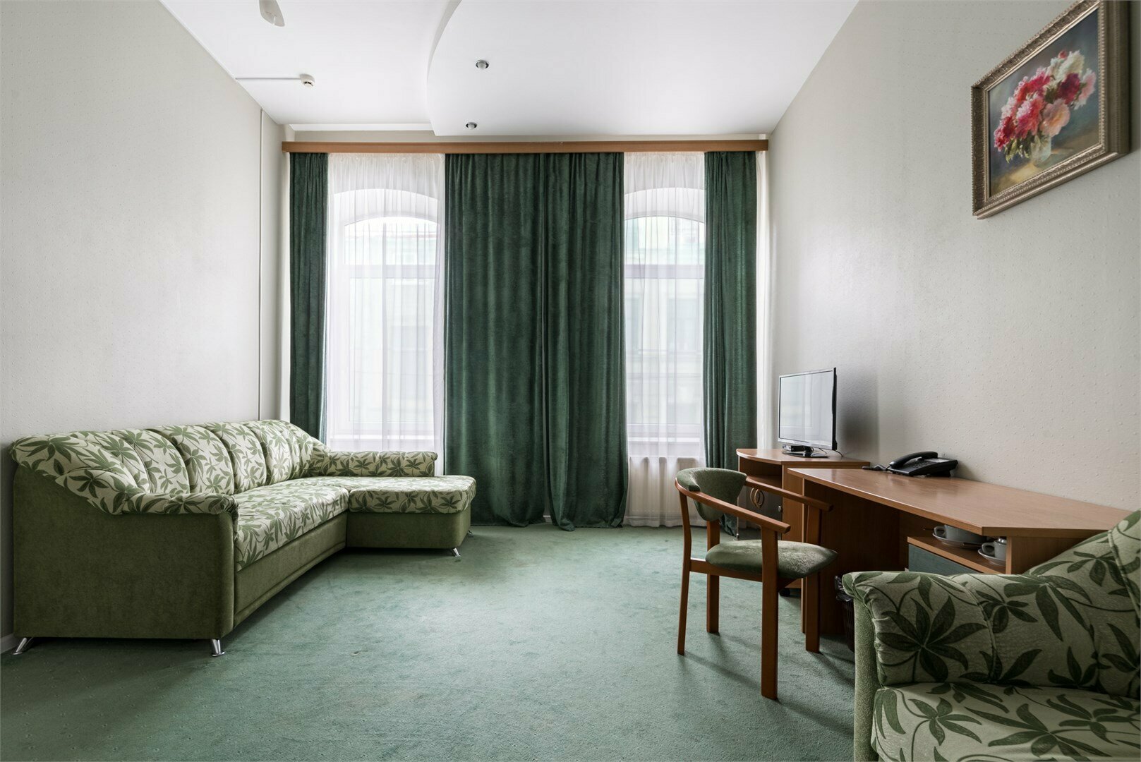 Семейный двухкомнатный с 1 кроватью или 2 отдельными кроватями (с кондиционером)