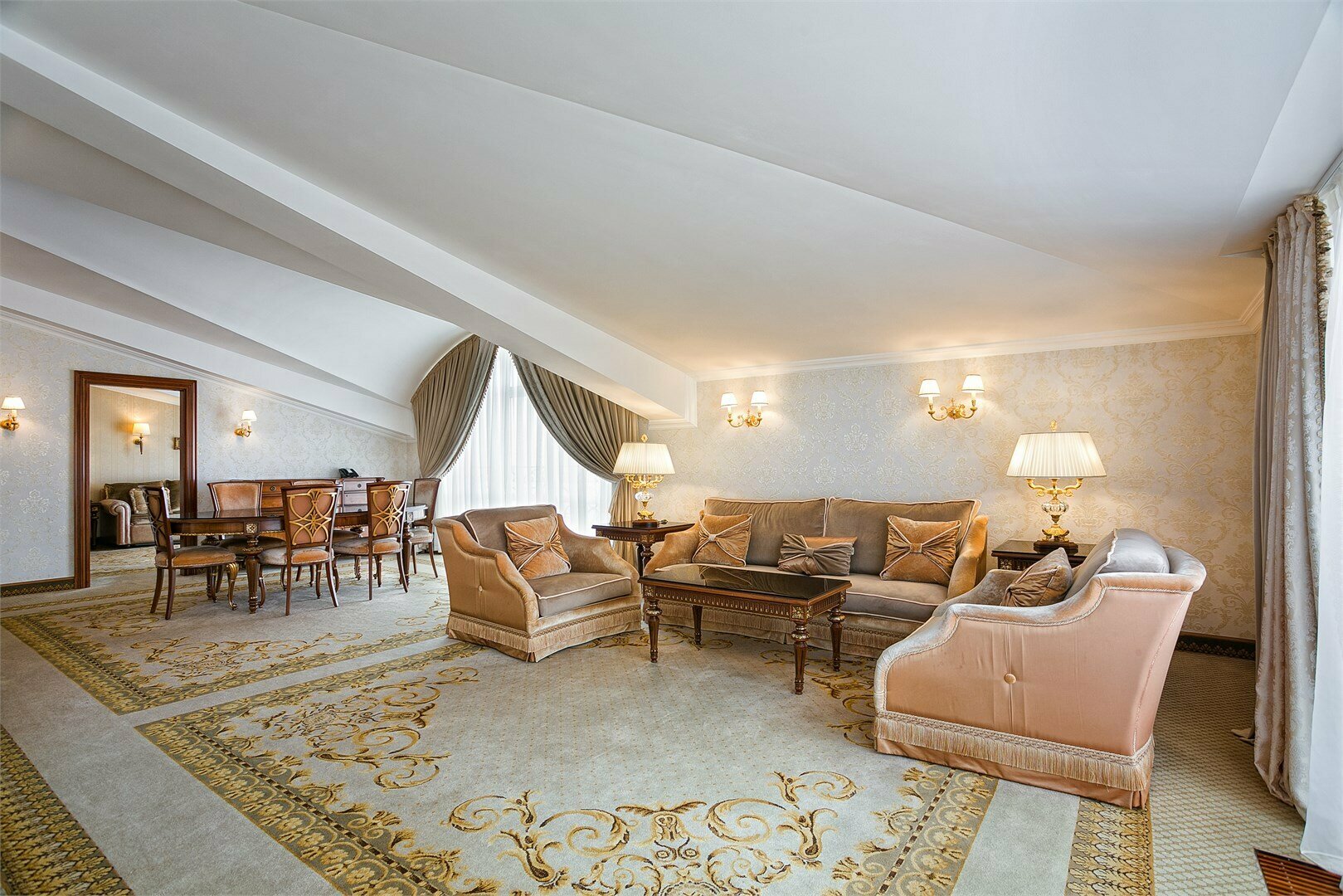 АПАРТАМЕНТЫ "БРЮССЕЛЬ"