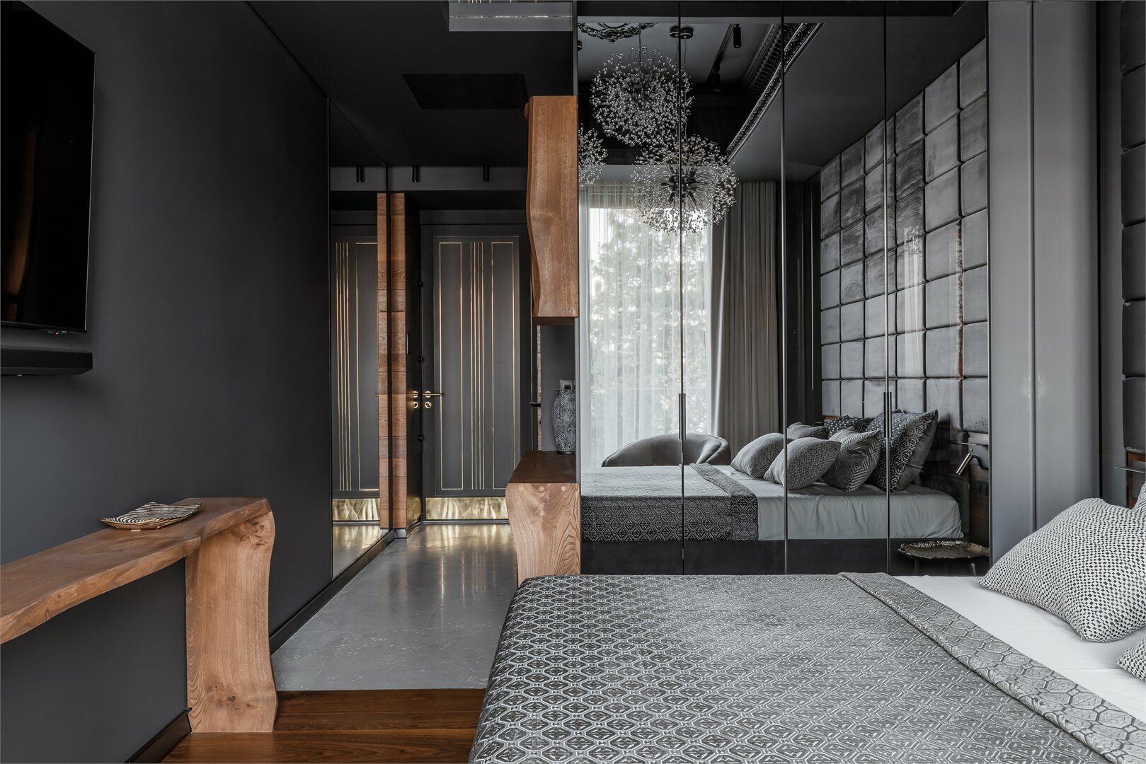 Представительский Grand с балконом