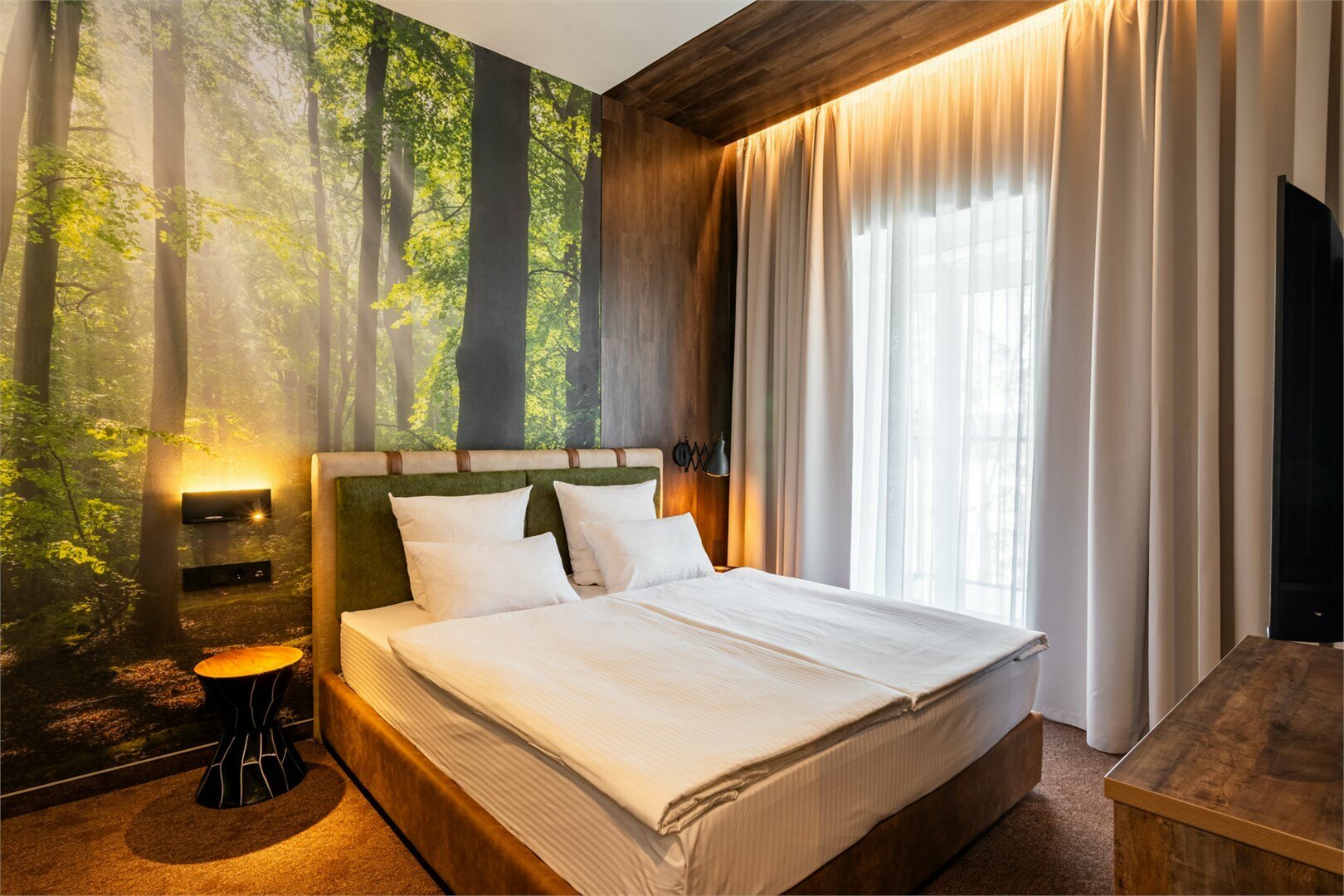 Джуниор Сюит с видом на озеро (корпус Швеция)