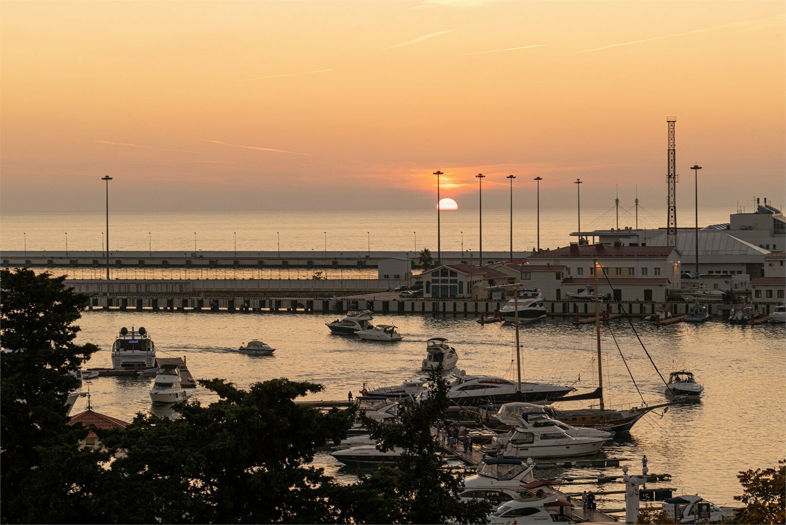 ДЕЛЮКС С ДЖАКУЗИ И ТЕРРАСОЙ