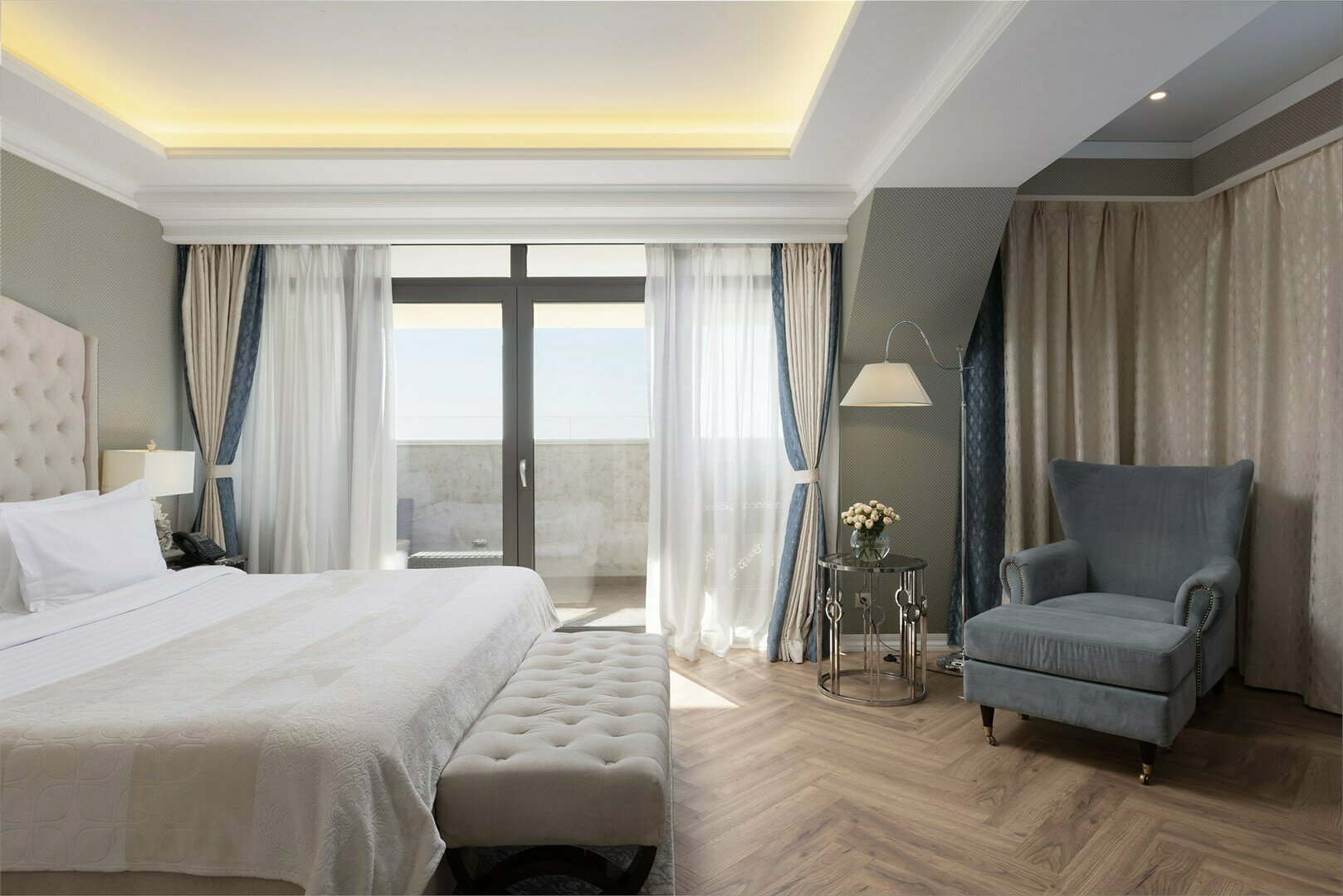 СУПЕРЛЮКС С ДЖАКУЗИ И БАЛКОНОМ