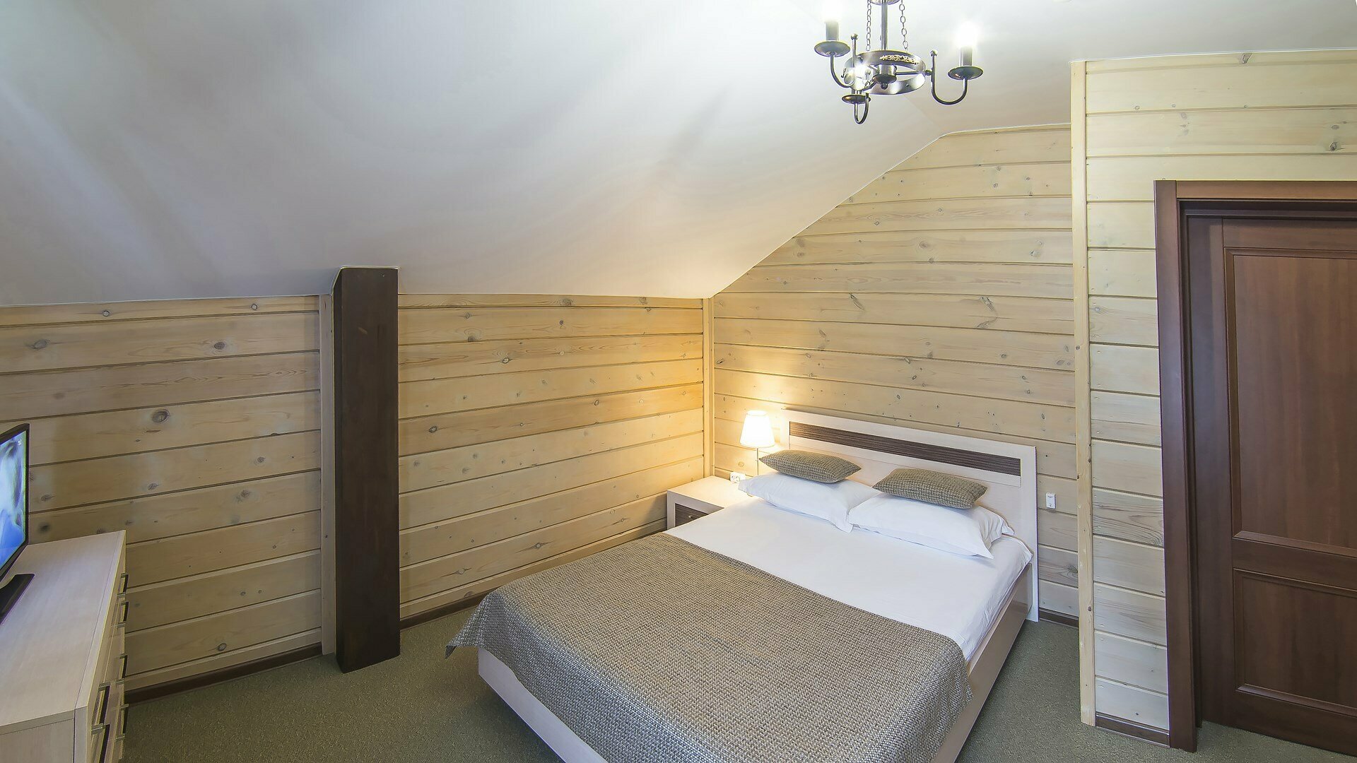 Люкс с 3 спальнями