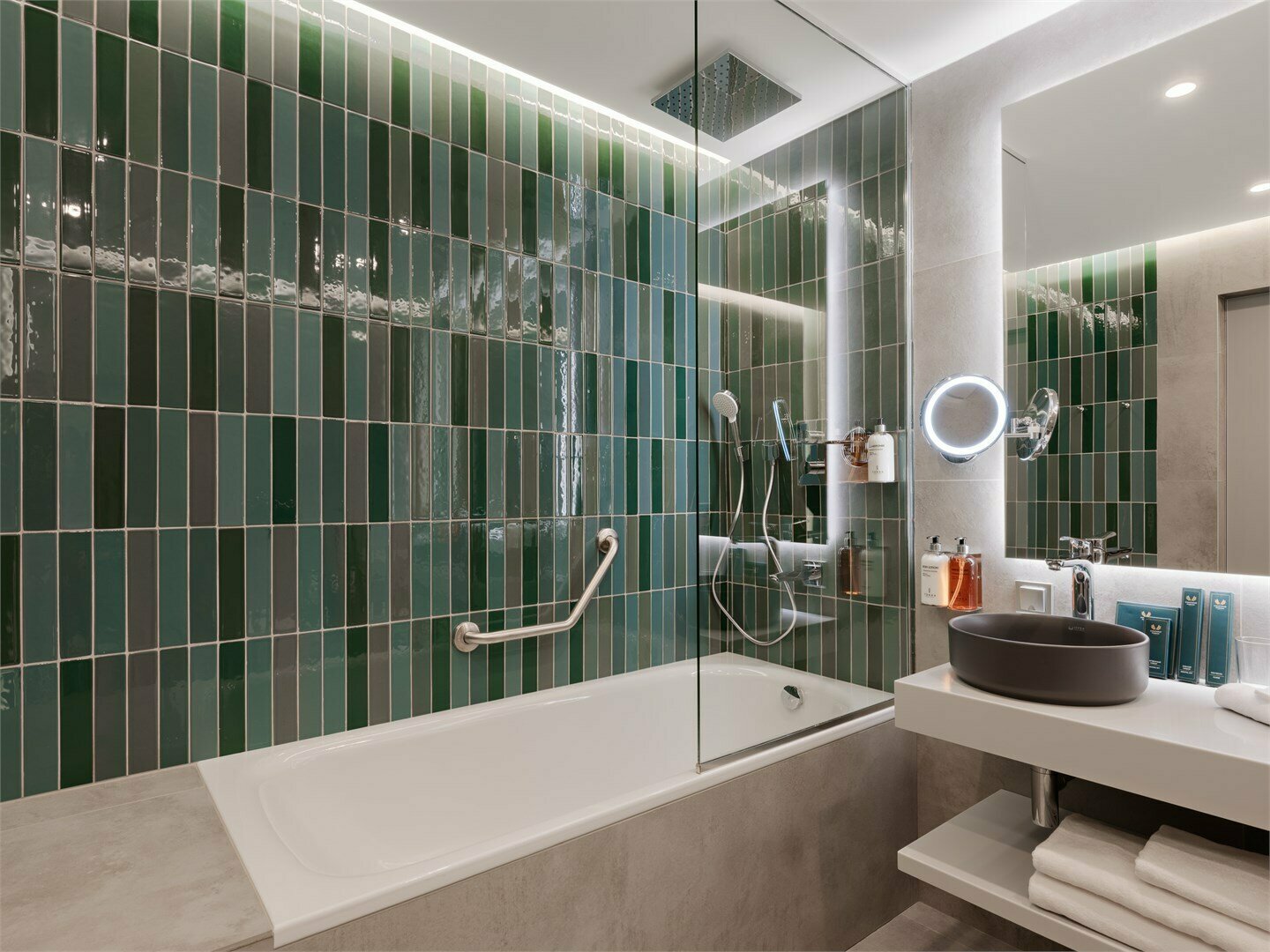 Улучшенный люкс