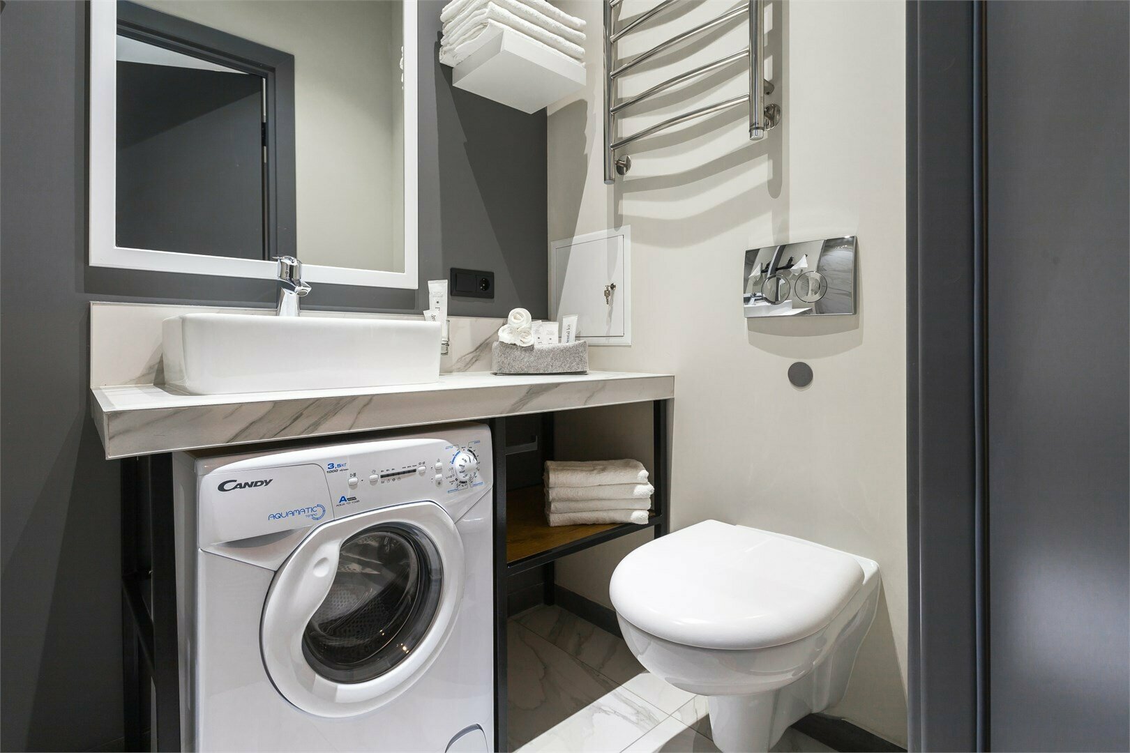 Стандартный номер «Комфорт» с 1 кроватью или 2 отдельными кроватями