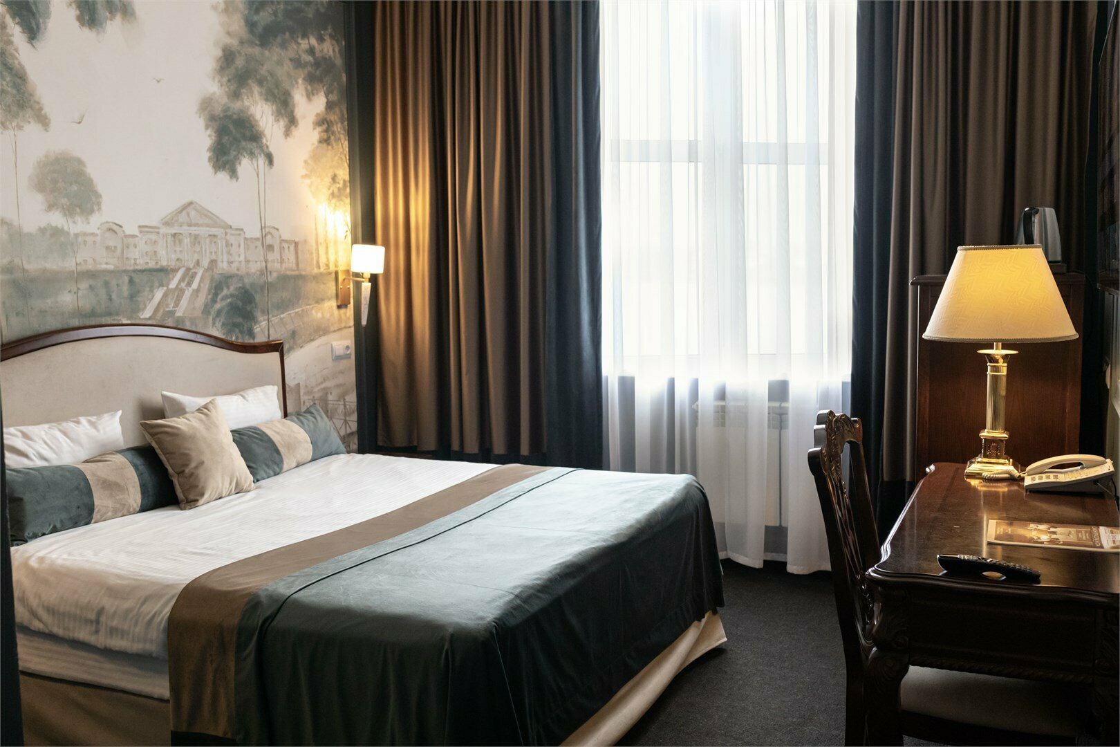 Супериор с видом на Волгу