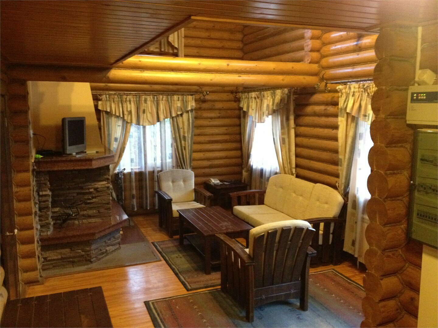 Сиют (сруб 2х этажный)