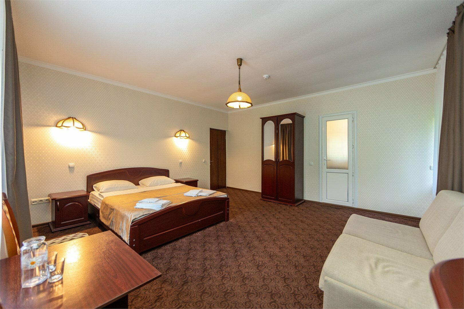 Студия с балконом