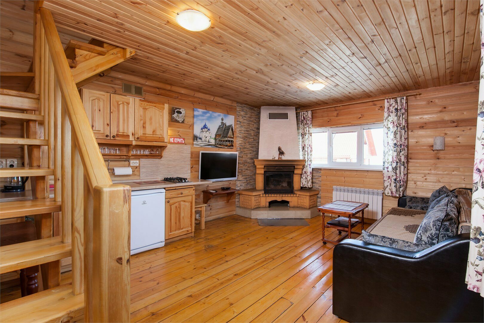 Двухуровневые аппартаменты ЛЮКС с камином и джакузи