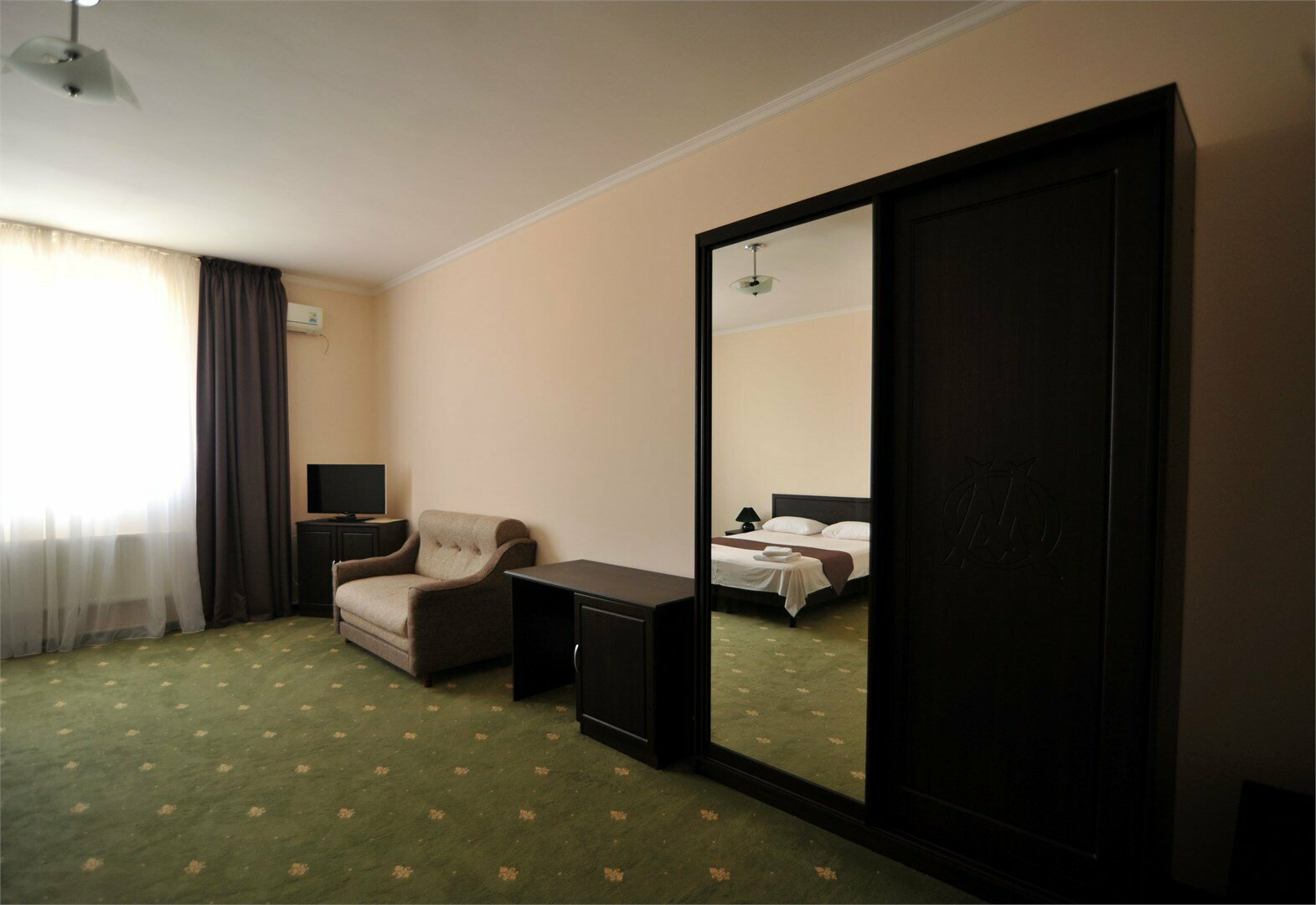 Стандартный трехместный номер