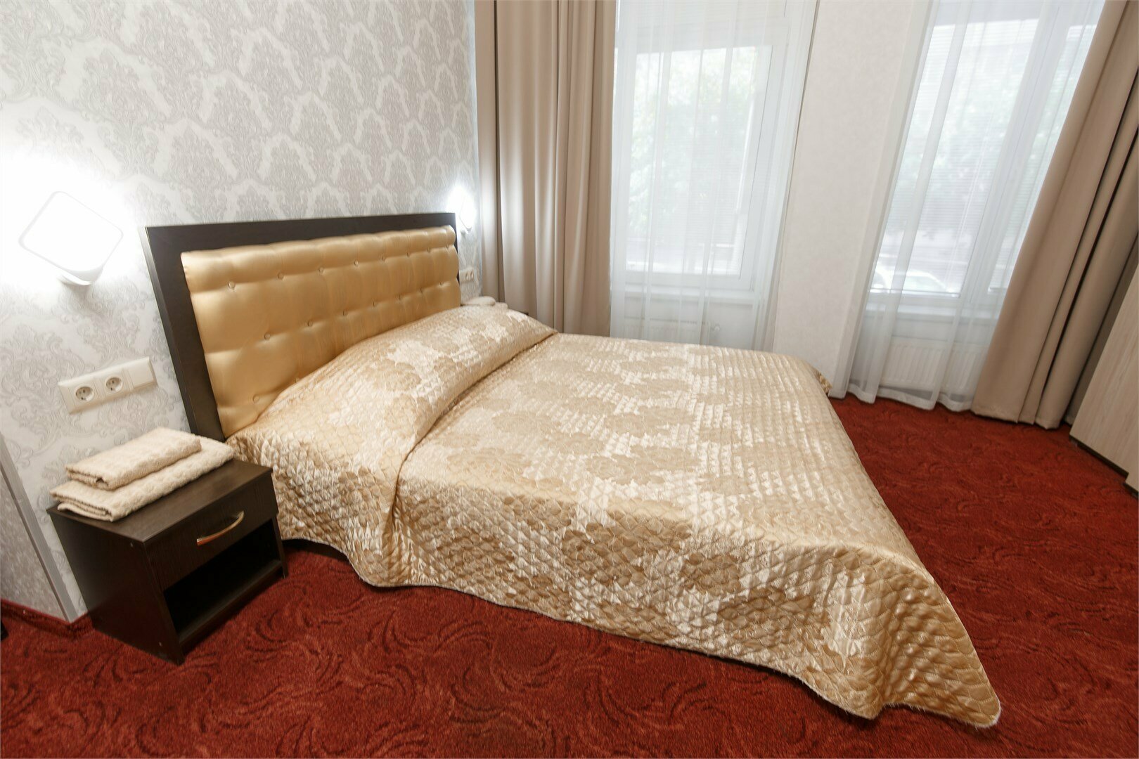 № 1 Судия с 2-спальной кроватью и диван кроватью