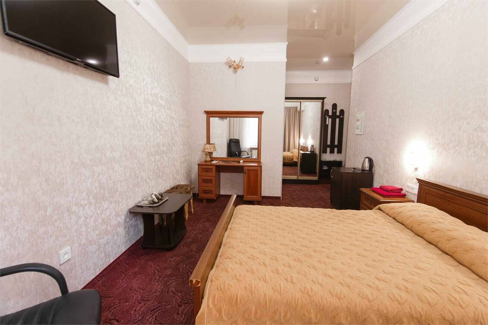 № 6 Стандарт улучшенный с одной 2-спальной кроватью