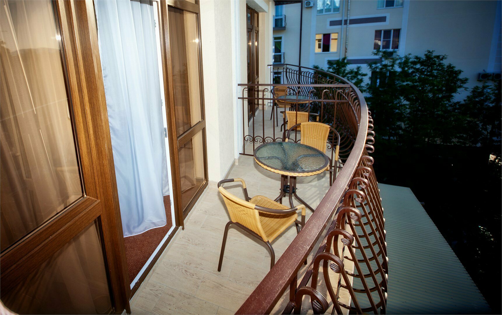 Улучшенный с большим балконом