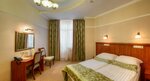 Стандартный номер c кроватью QUEEN SIZE и балконом в Дегас