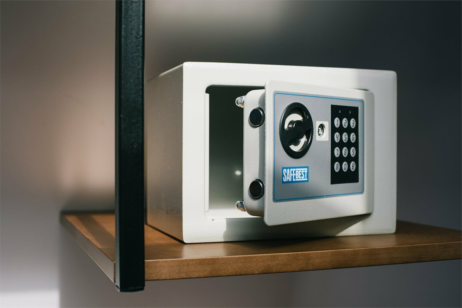 GORGEOUS с видом на Казанский собор