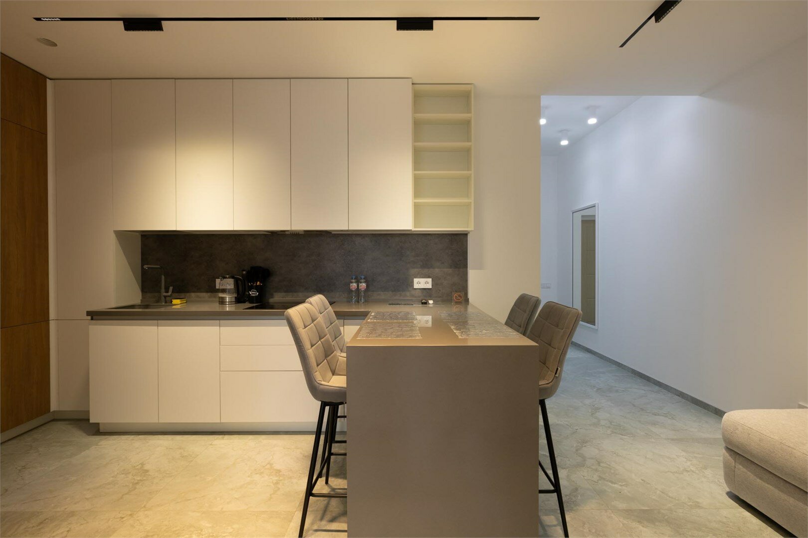 Двухкомнатные апартаменты с балконом