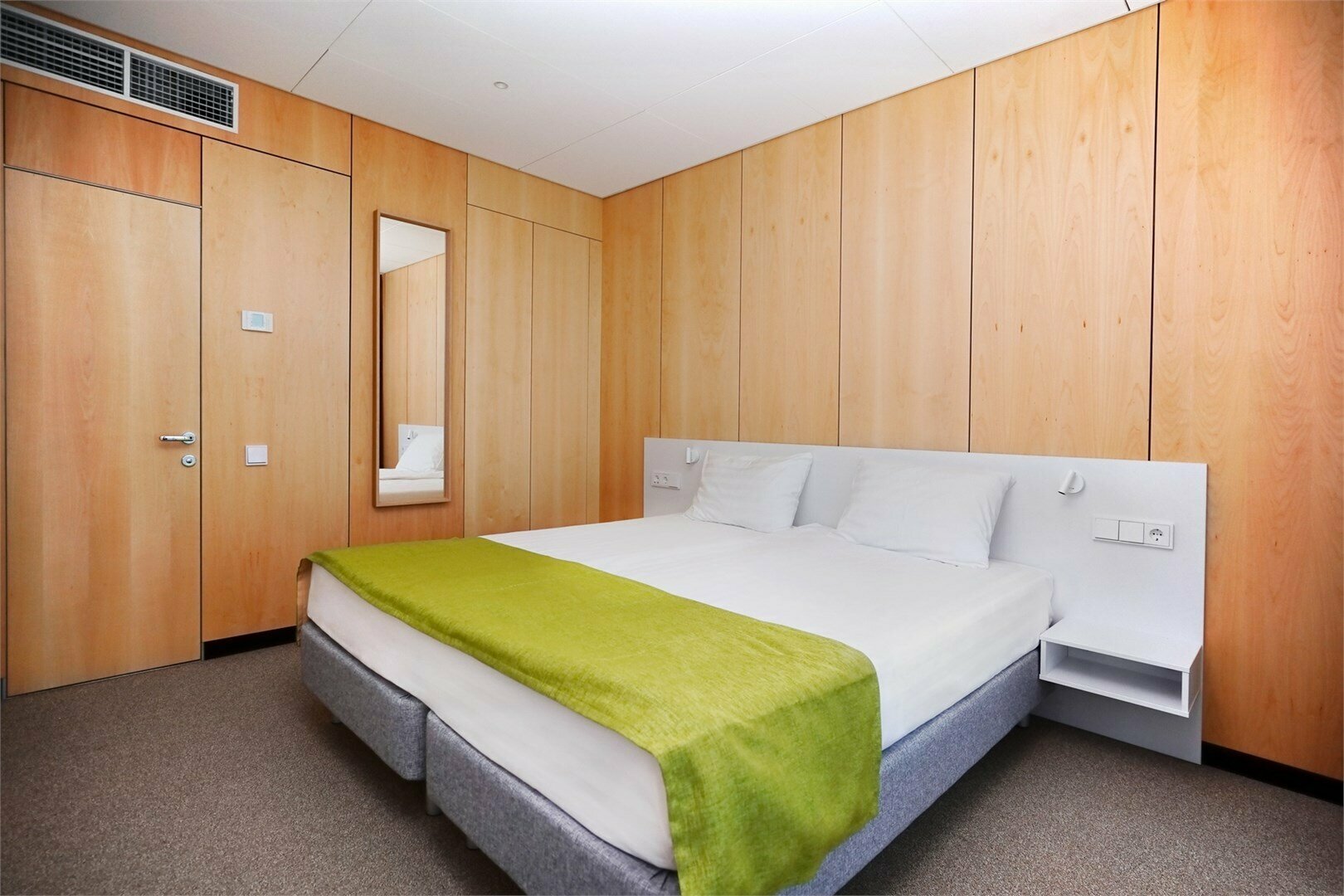 Номер «Студия» с отдельным входом