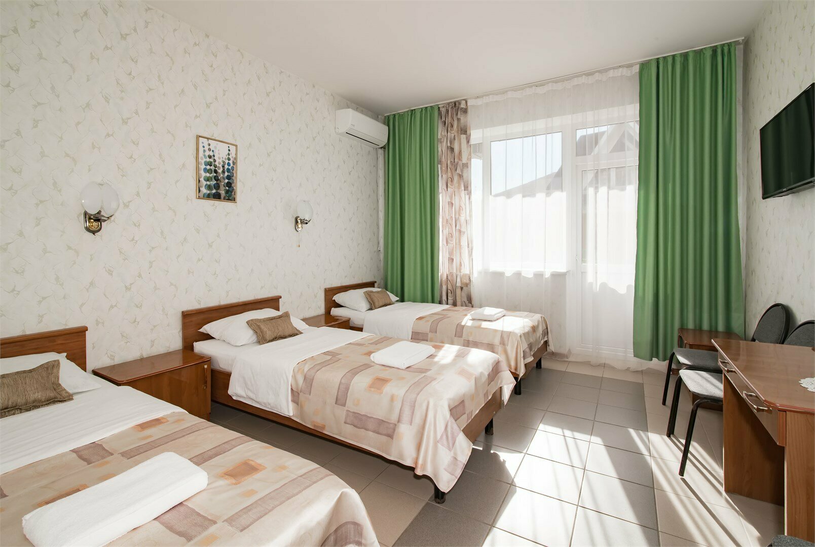 Стандартный трехместный номер