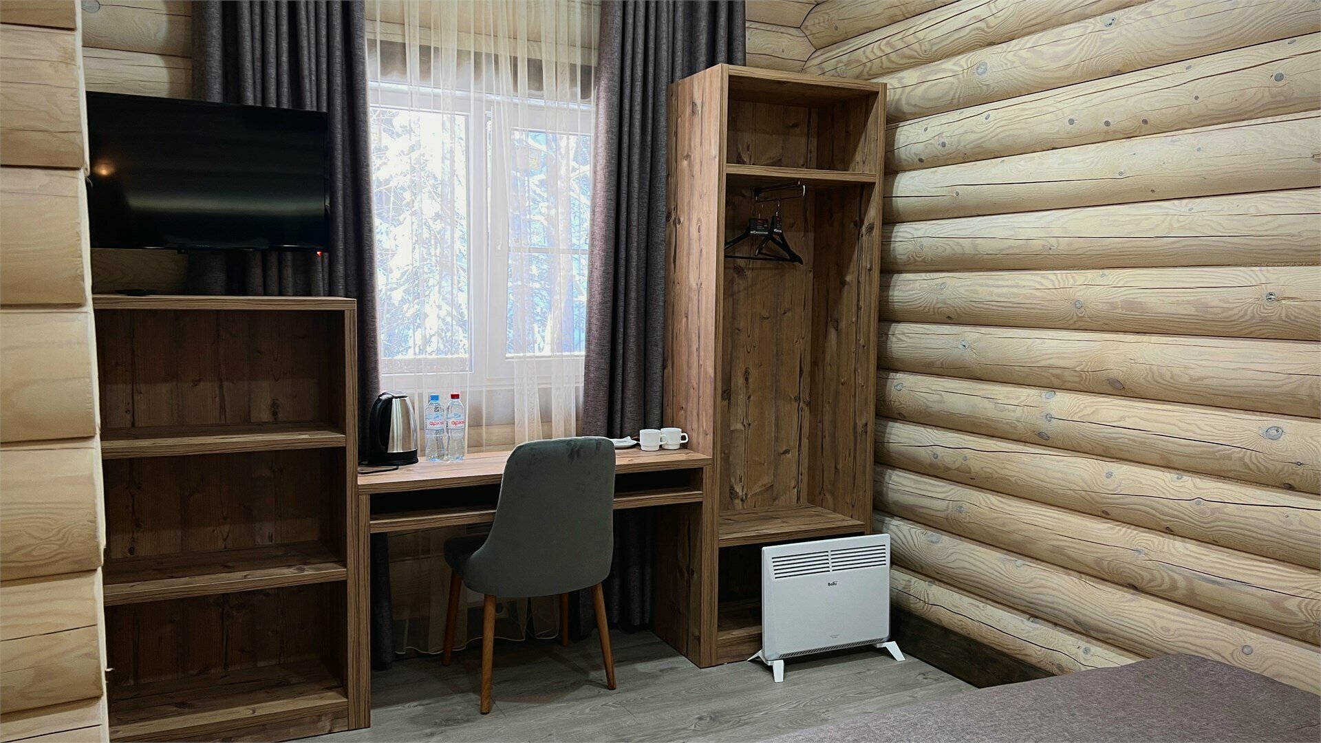 Шале с большой двухспальной кроватью NEW