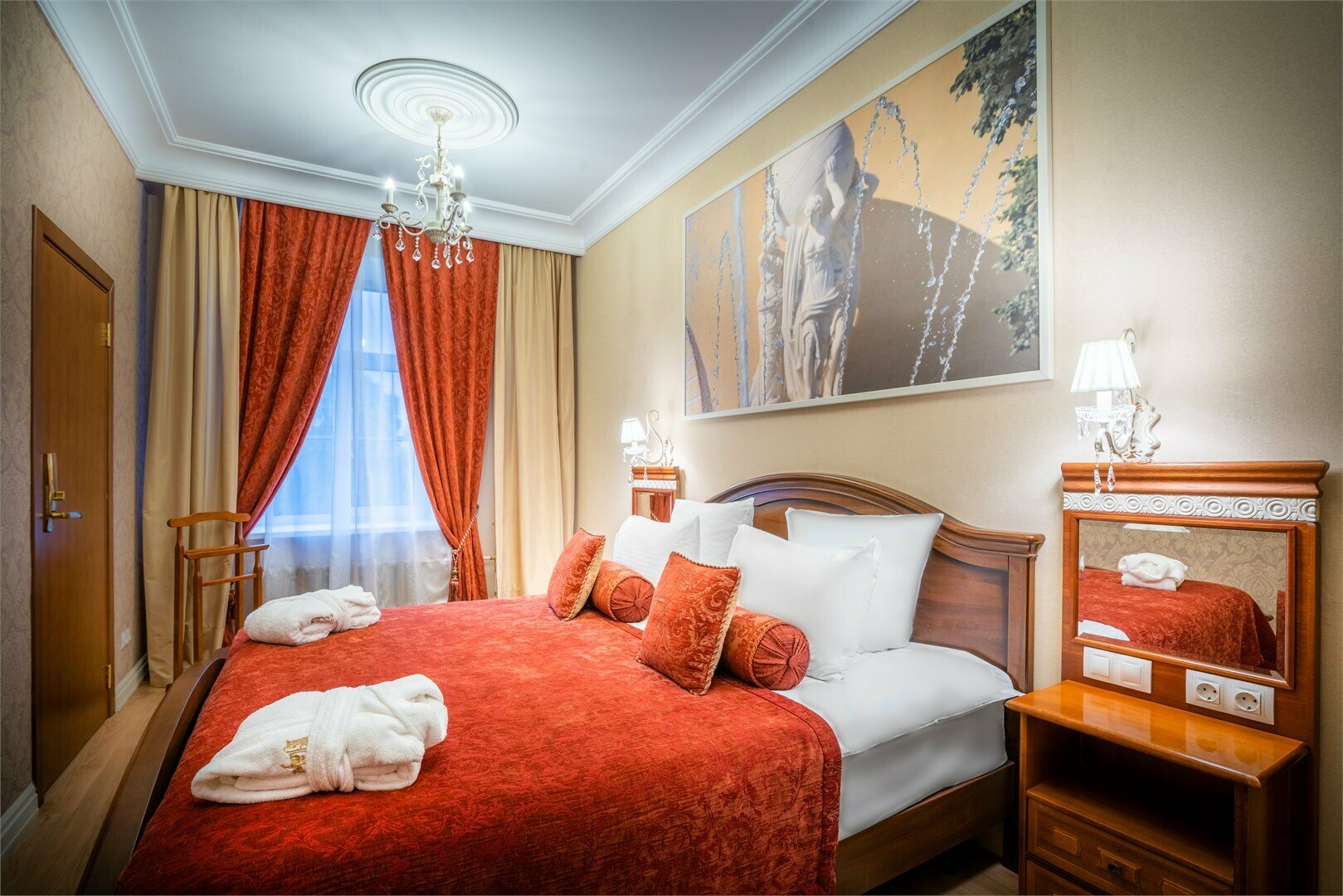 Люкс Адмиралтейский