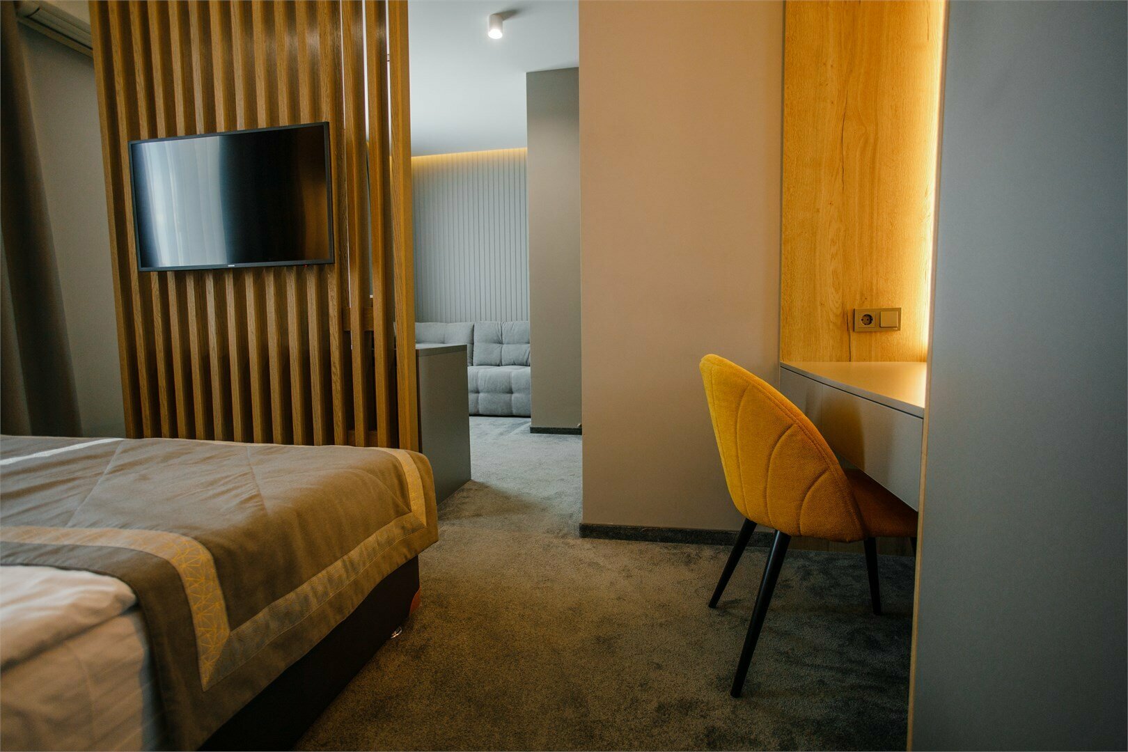 Полулюкс семейный номер JSUITE