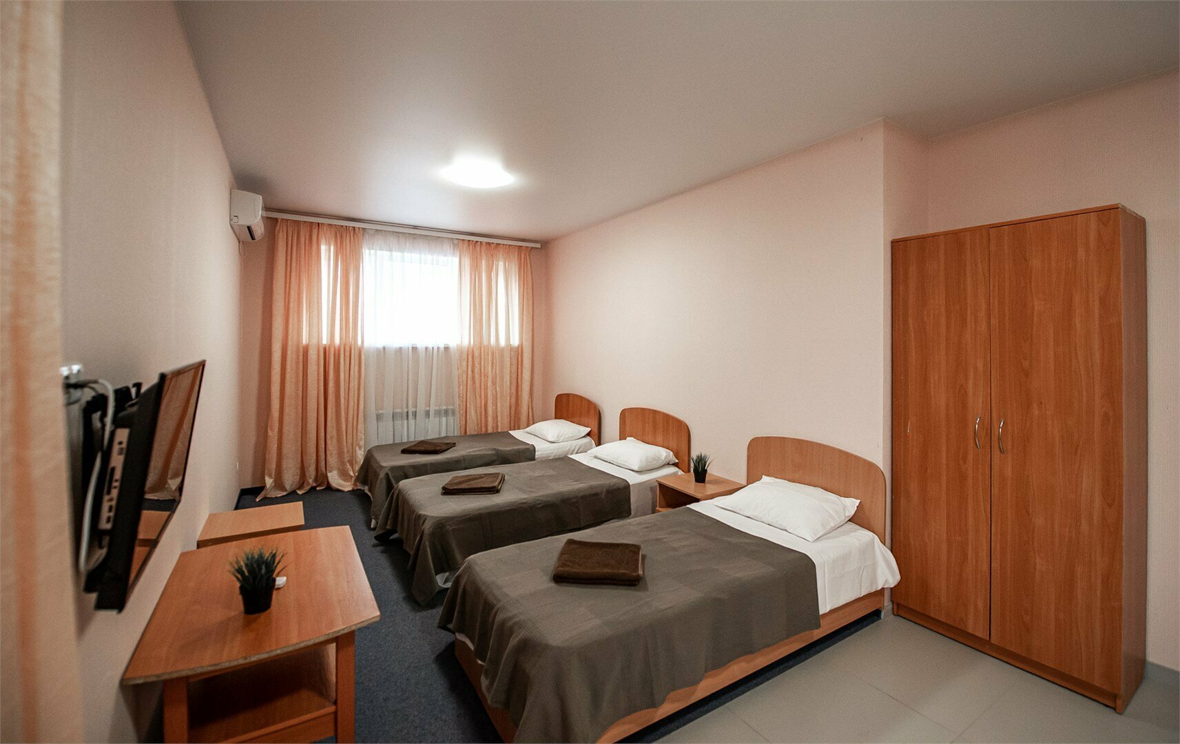 Трехместный номер  2.3.4. эт.*