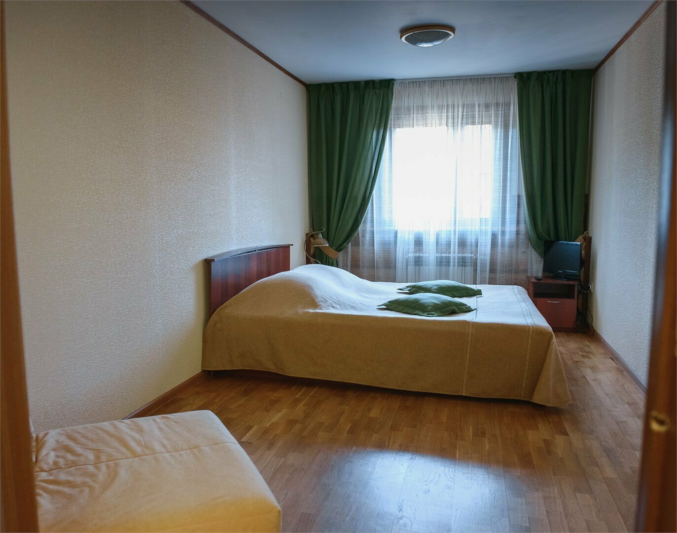 Кантри номер 1 на 13 чел.