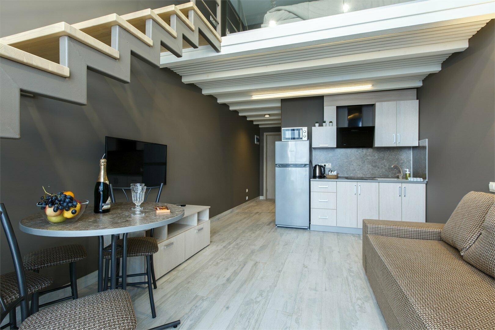 Двухуровневые апартаменты DUPLEX