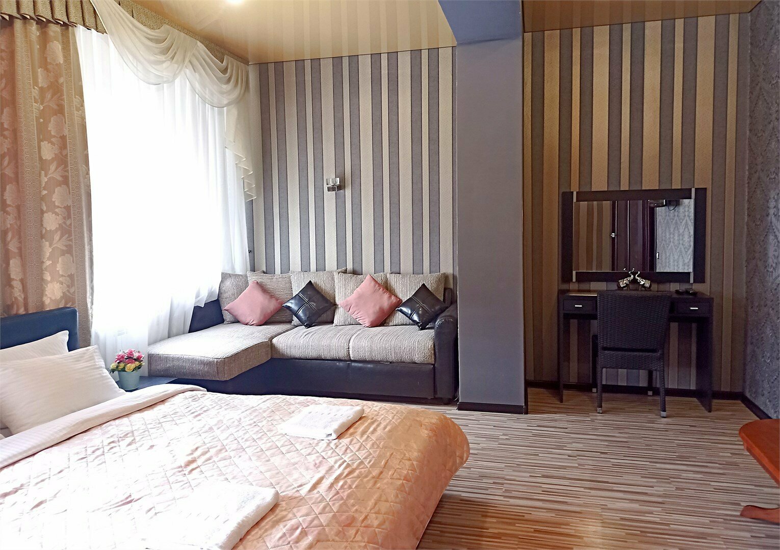 Четырехместный семейный номер "Улучшенный"