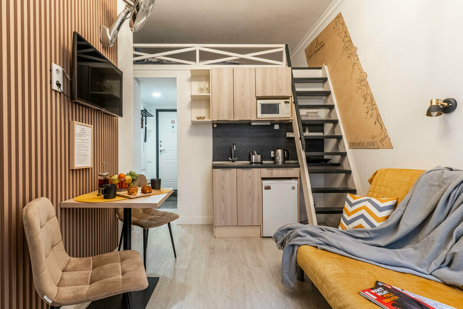 Двухуровневый четырехместный номер