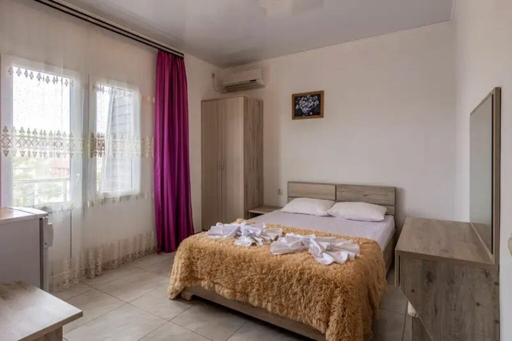 Четырехместный двухкомнатный номер