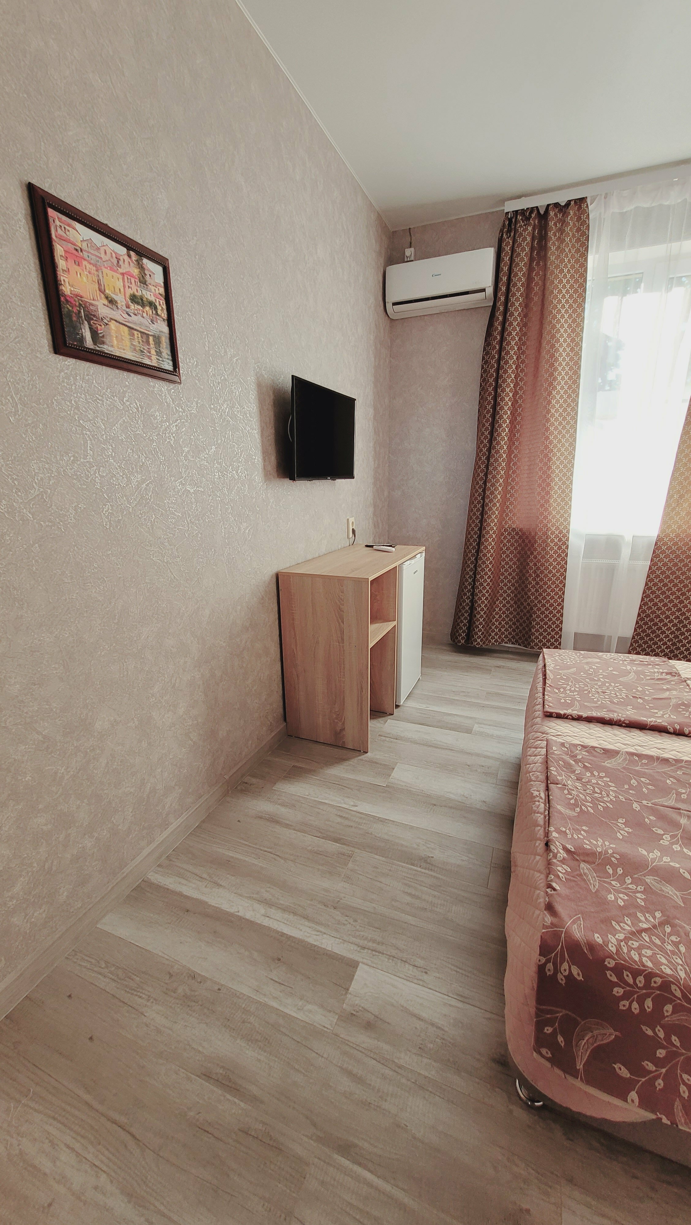 Улучшенный двухместный номер с 2 отдельными кроватями